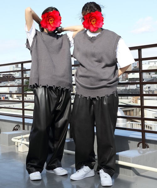 8(eight)(エイト)の「ダメージベスト(ベスト・メンズ・アイボリー/チャコール/グリーン/サックスブルー・MEDIUM/LARGE/X-LARGE)」の7枚目の写真