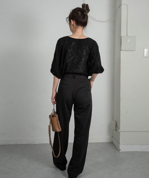 Amiur(エミレ)の「pattern puff sleeve tops(Tシャツ/カットソー・レディース・アイボリー/ブラック/ダークブラウン・FREE)」の13枚目の写真