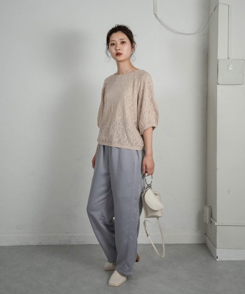 Amiur(エミレ)の「pattern puff sleeve tops(Tシャツ/カットソー・レディース・アイボリー/ブラック/ダークブラウン・FREE)」の7枚目の写真