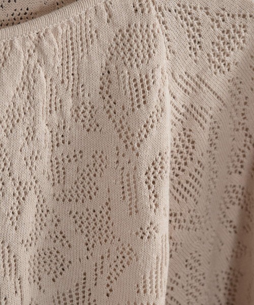 Amiur(エミレ)の「pattern puff sleeve tops(Tシャツ/カットソー・レディース・アイボリー/ブラック/ダークブラウン・FREE)」の5枚目の写真