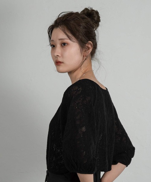 Amiur(エミレ)の「pattern puff sleeve tops(Tシャツ/カットソー・レディース・アイボリー/ブラック/ダークブラウン・FREE)」の10枚目の写真