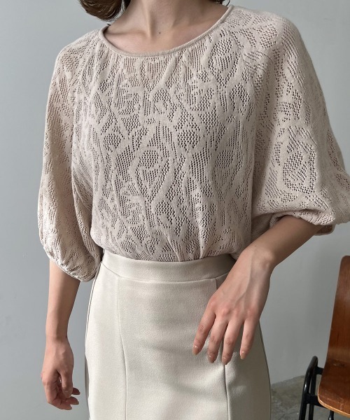 Amiur(エミレ)の「pattern puff sleeve tops(Tシャツ/カットソー・レディース・アイボリー/ブラック/ダークブラウン・FREE)」の18枚目の写真