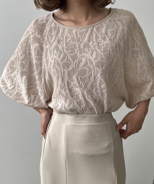 Amiur(エミレ)の「pattern puff sleeve tops(Tシャツ/カットソー・レディース・アイボリー/ブラック/ダークブラウン・FREE)」の19枚目の写真