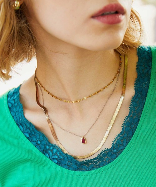 atmos pink（アトモスピンク）の「atmos pink スネークネックレス（ネックレス・レディース・シルバー/ゴールド・FREE）」の2枚目の写真