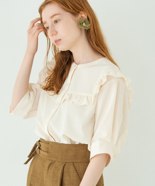 Crisp（クリスプ）の「ヨークフリルワッシャーブラウス（シャツ/ブラウス・レディース・ブルー/グリーン/アイボリー・FREE）」の2枚目の写真