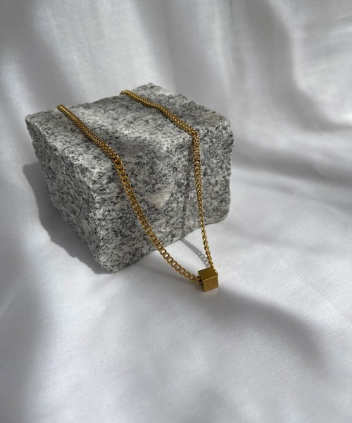 BROTHERHOOD(ブラザーフッド)の「【BROTHERHOOD】キューブ ネックレス(ネックレス・メンズ・ゴールド/シルバー・MEDIUM/SMALL/LARGE)」の8枚目の写真