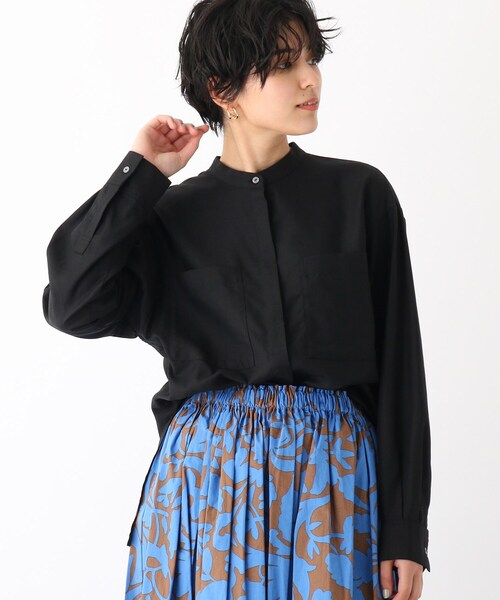 OPAQUE.CLIP（オペークドットクリップ）の「◆リネンブレンド バンドカラーシャツ【WEB限定カラー・サイズ】（シャツ/ブラウス・レディース・ブラック/グリーン/サンドベージュ/ホワイト系その他6・36/38/40/42）」の3枚目の写真