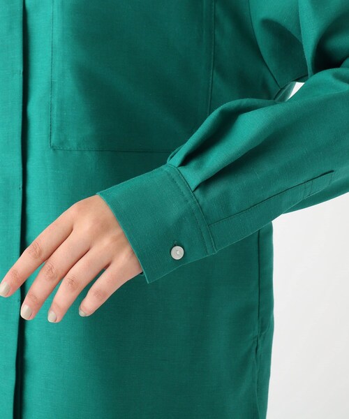 OPAQUE.CLIP（オペークドットクリップ）の「◆リネンブレンド バンドカラーシャツ【WEB限定カラー・サイズ】（シャツ/ブラウス・レディース・ブラック/グリーン/サンドベージュ/ホワイト系その他6・36/38/40/42）」の9枚目の写真