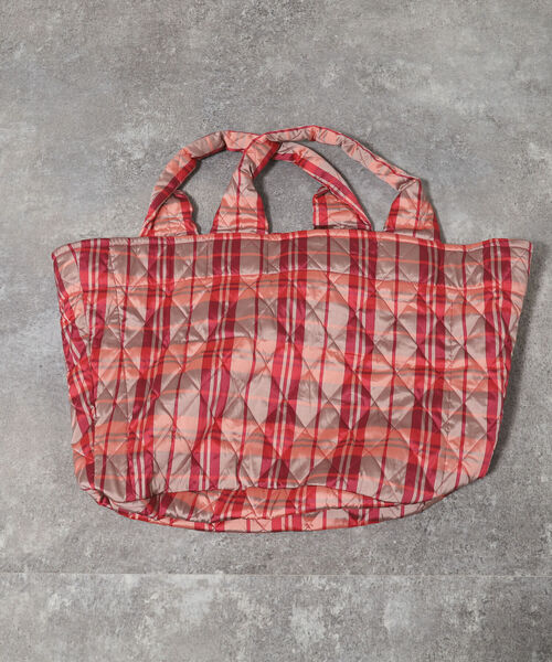 NE QUITTEZ PAS!（ヌキテパ）の「【ne Quittez pas/ ヌキテパ】◇【WEB限定】キルトバッグ（トートバッグ・レディース・レッド系その他/ブルー系その他・FREE）」の6枚目の写真