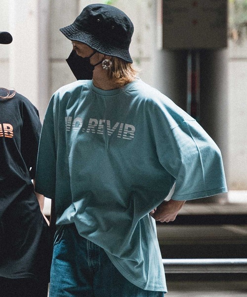 TopIsm(トップイズム)の「RIO.REVIB アイコン半袖Tシャツ(Tシャツ/カットソー・メンズ・ホワイト/グレイッシュブルー/ブラック/グレイッシュベージュ/グリーン/オレンジ・L/XL/M)」の5枚目の写真