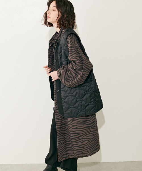 Lui's（ルイス）の「ライナー付きゼブラプリントモッズコート（モッズコート・レディース・グレー・FREE）」の13枚目の写真