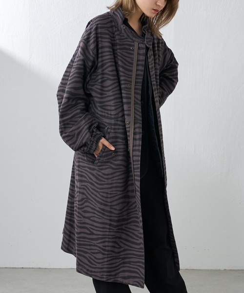 Lui's（ルイス）の「ライナー付きゼブラプリントモッズコート（モッズコート・レディース・グレー・FREE）」の22枚目の写真