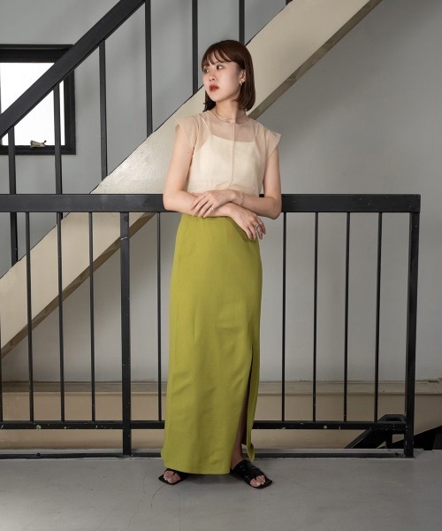 Amiur(エミレ)の「front slit long tight skirt(スカート・レディース・ブラック/グリーン/グレー系その他・FREE)」の17枚目の写真
