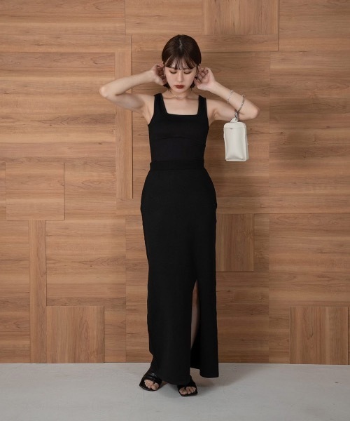 Amiur(エミレ)の「front slit long tight skirt(スカート・レディース・ブラック/グリーン/グレー系その他・FREE)」の12枚目の写真