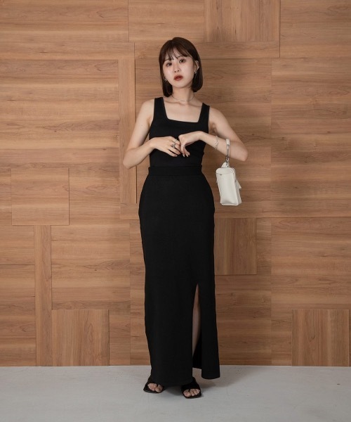 Amiur(エミレ)の「front slit long tight skirt(スカート・レディース・ブラック/グリーン/グレー系その他・FREE)」の16枚目の写真