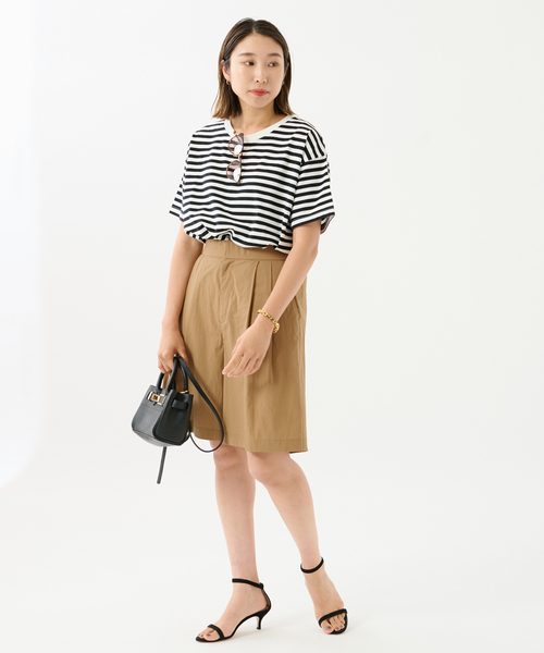 journal standard L'essage(ジャーナルスタンダードレサージュ)の「OUMIタイプライターショートパンツ(その他パンツ・レディース・キャメル/ネイビー・FREE)」の5枚目の写真