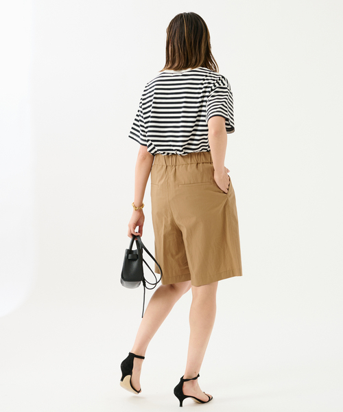journal standard L'essage(ジャーナルスタンダードレサージュ)の「OUMIタイプライターショートパンツ(その他パンツ・レディース・キャメル/ネイビー・FREE)」の7枚目の写真