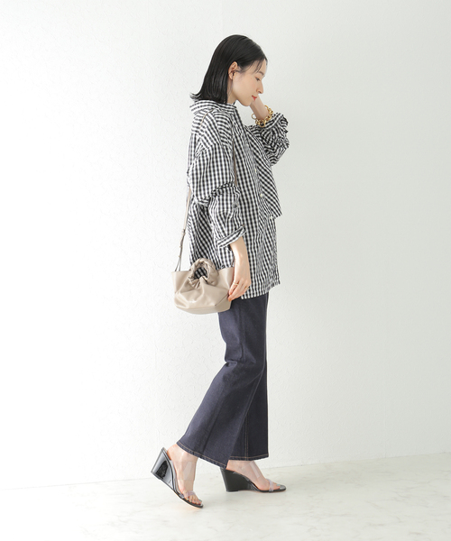 plage（プラージュ）の「Boys box シャツ（シャツ/ブラウス・レディース・カーキ/ホワイト/ブラック×ブラック/スミクロ・FREE）」の6枚目の写真