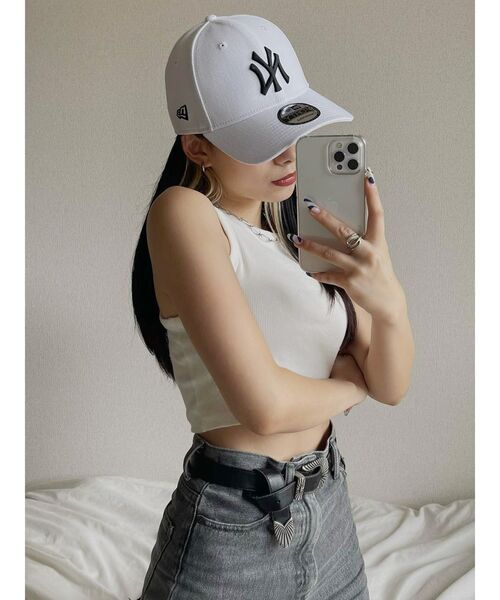 EVRIS(エヴリス)の「メタルバックルフェイクレザーベルト(ベルト・レディース・ブラック/ホワイト/ブラウン・FREE)」の8枚目の写真