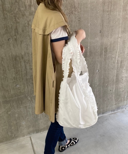 Casselini(キャセリーニ)の「Casselini(キャセリーニ)ミニフリルトート(トートバッグ・レディース・ブラック/ベージュ/アイボリー・FREE)」の9枚目の写真