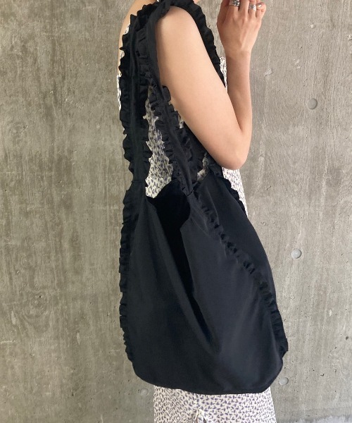 Casselini(キャセリーニ)の「Casselini(キャセリーニ)ミニフリルトート(トートバッグ・レディース・ブラック/ベージュ/アイボリー・FREE)」の13枚目の写真