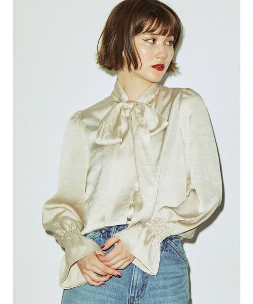 jouetie(ジュエティ)の「キャンディースリーブリボンタイブラウス(シャツ/ブラウス・レディース・アイボリー/ブラック/ピンク/レッド・MEDIUM)」の2枚目の写真