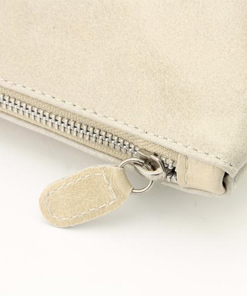 BEAMS LIGHTS Men's（ビームスライツ メンズ）の「BEAMS LIGHTS / エナメルクラッチバッグ（クラッチバッグ・メンズ・ベージュ/ブルー/ネイビー・ONE SIZE）」の8枚目の写真