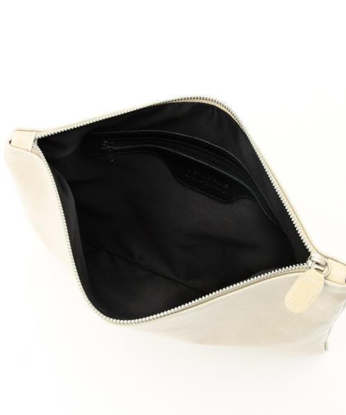 BEAMS LIGHTS Men's（ビームスライツ メンズ）の「BEAMS LIGHTS / エナメルクラッチバッグ（クラッチバッグ・メンズ・ベージュ/ブルー/ネイビー・ONE SIZE）」の20枚目の写真