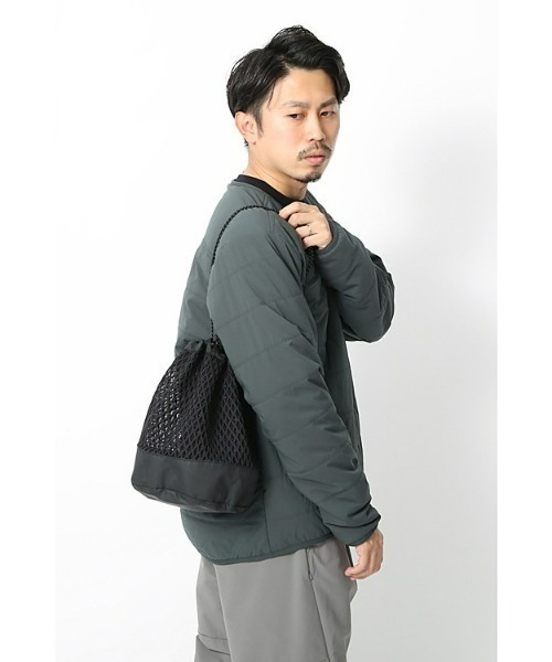 Snow Peak（スノーピーク）の「Double Face Mesh Kinchaku（バックパック/リュック・メンズ・ブラック・1）」の3枚目の写真