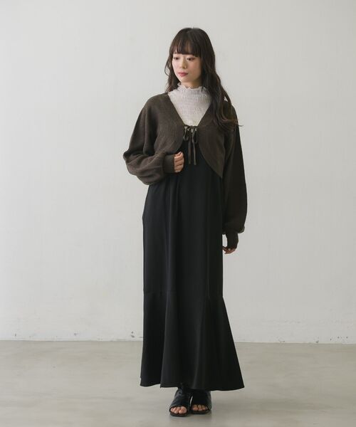 RETRO GIRL（レトロガール）の「【セットアイテム】キャミOPボレロカーデSET（ワンピース・メンズ・ブラック/グリーン/ライトベージュ・FREE）」の2枚目の写真