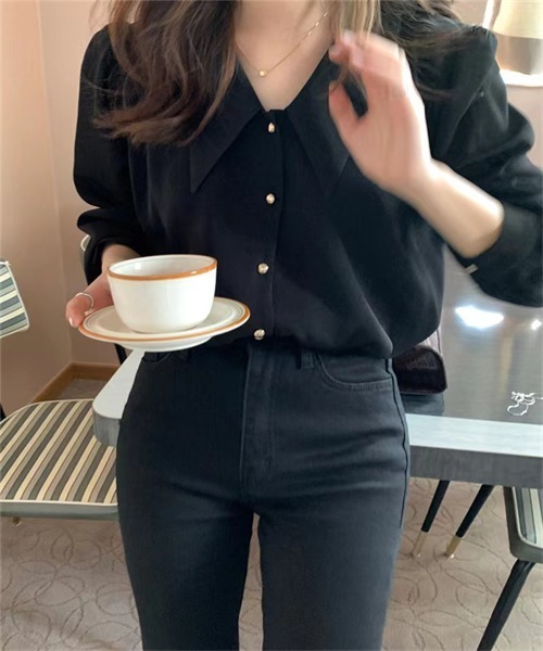 FREE STYLISTS(フリー スタイリスト)の「ゴールドボタンドレスシャツ(シャツ/ブラウス・レディース・ブラック/ホワイト・M/XL/S/L)」の14枚目の写真