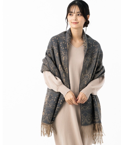 QUEENHEAD(クイーンヘッド)の「大判アンティークストールマフラー(マフラー・レディース・ブラック系/ベージュ系/パープル系/グレー系/ブラウン系/ブルー系・FREE)」の21枚目の写真