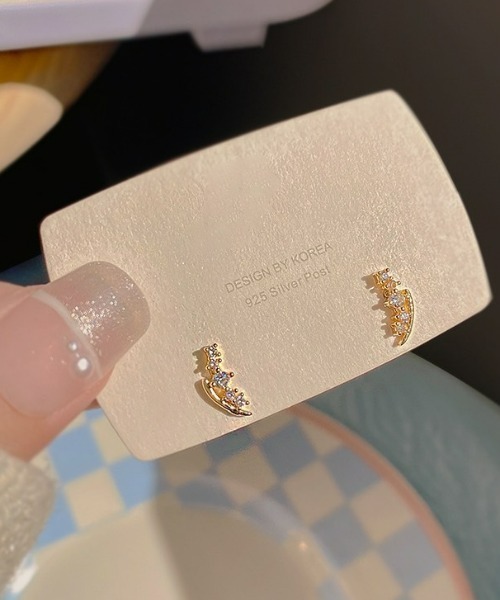 LAC-VERT（ラック・ヴェール）の「ゴールドムーンミニピアス（ピアス（両耳用）・レディース・その他1/その他2・FREE）」の2枚目の写真