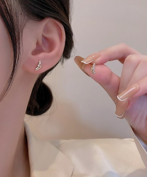 LAC-VERT（ラック・ヴェール）の「ゴールドムーンミニピアス（ピアス（両耳用）・レディース・その他1/その他2・FREE）」の9枚目の写真