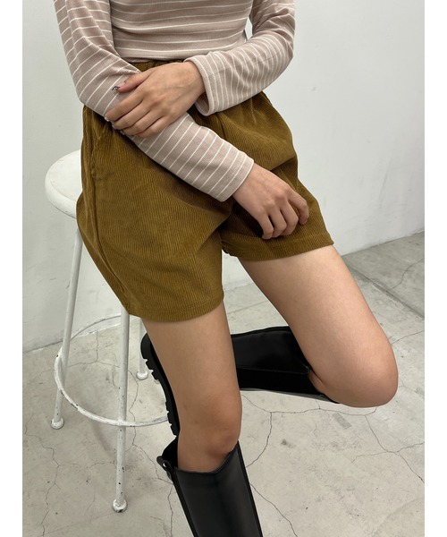PHILLY(フィリー)の「コーデュロイショートパンツ(その他パンツ・レディース・ブラウン/アイボリー/ブラック・FREE)」の8枚目の写真