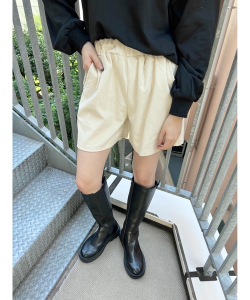 PHILLY(フィリー)の「コーデュロイショートパンツ(その他パンツ・レディース・ブラウン/アイボリー/ブラック・FREE)」の6枚目の写真
