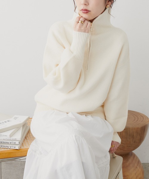 natural couture(ナチュラルクチュール)の「ハーフZIPぽわんリブ袖ニット(ニット/セーター・レディース・オフホワイト/ベージュ/ブラック/ブルー・FREE)」の18枚目の写真