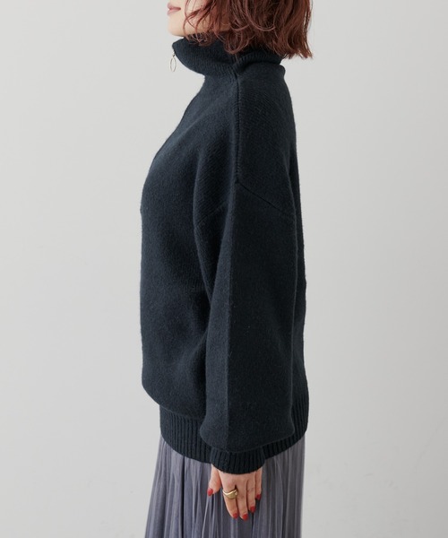 natural couture(ナチュラルクチュール)の「ハーフZIPぽわんリブ袖ニット(ニット/セーター・レディース・オフホワイト/ベージュ/ブラック/ブルー・FREE)」の22枚目の写真