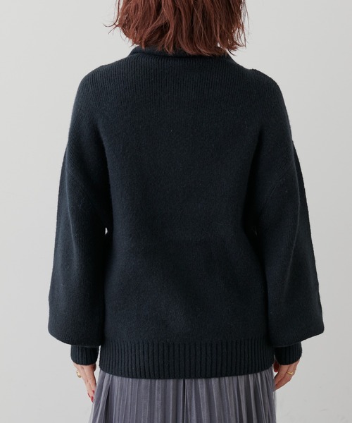 natural couture(ナチュラルクチュール)の「ハーフZIPぽわんリブ袖ニット(ニット/セーター・レディース・オフホワイト/ベージュ/ブラック/ブルー・FREE)」の17枚目の写真
