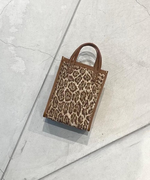 A VACATION(アヴァケーション)の「【A VACATION / アヴァケーション】CARAMEL LEOPARD LT キャラメルレオパード トート(トートバッグ・レディース・ブラウン・FREE)」の6枚目の写真