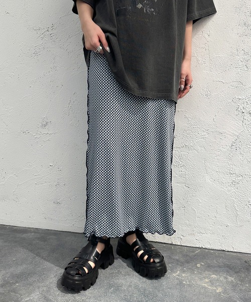 apres jour mignon(アプレジュールミニョン)の「ぽこぽこナロースカート【ZOZOTOWN限定アイテム】(スカート・レディース・ブラック/ブルー/アイボリー/ネイビー/ミント・SMALL/X-LARGE/MEDIUM)」の5枚目の写真