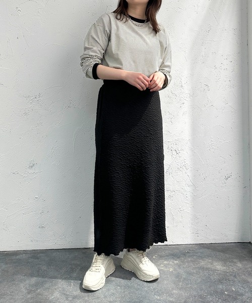 apres jour mignon(アプレジュールミニョン)の「ぽこぽこナロースカート【ZOZOTOWN限定アイテム】(スカート・レディース・ブラック/ブルー/アイボリー/ネイビー/ミント・SMALL/X-LARGE/MEDIUM)」の16枚目の写真