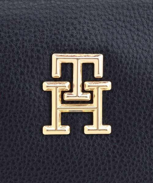 TOMMY HILFIGER(トミーヒルフィガー)の「【オンライン限定】モノグラムショルダーバッグ(ショルダーバッグ・レディース・アイボリー/ネイビー/レッド・FREE)」の8枚目の写真