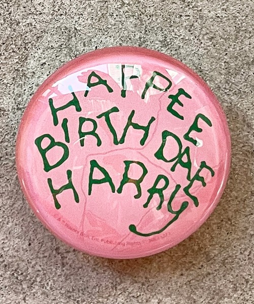 FLAPPER(フラッパー)の「FLAPPER フラッパー:HarryPotter ハリー・ポッター バースデーケーキ クリスタルマグネット(その他雑貨・レディース・ピンク・FREE)」の1枚目の写真