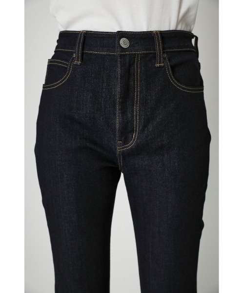 AZUL by moussy（アズールバイマウジー）の「A PERFECT DENIM FLARE Ⅱ/アパーフェクトデニムフレアⅡ（デニムパンツ・レディース・ブラック/ワンウォッシュ・SMALL/MEDIUM/LARGE/X-SMALL）」の13枚目の写真