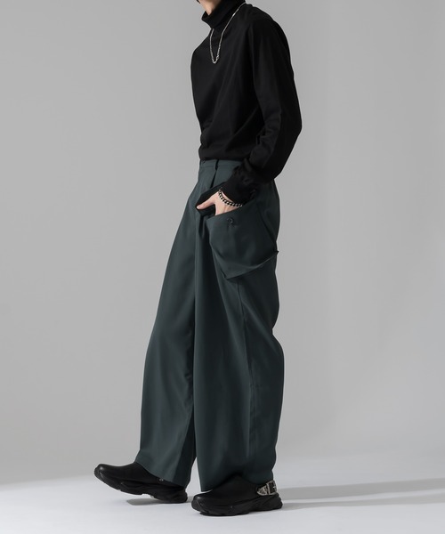 Adoon plain（アドーンプレーン）の「【Adoon plain】ビッグポケットカーゴパンツ（カーゴパンツ・メンズ・ブラック/グレー・MEDIUM/LARGE）」の7枚目の写真