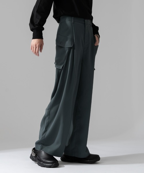 Adoon plain（アドーンプレーン）の「【Adoon plain】ビッグポケットカーゴパンツ（カーゴパンツ・メンズ・ブラック/グレー・MEDIUM/LARGE）」の4枚目の写真