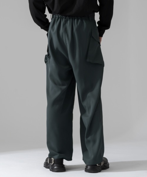 Adoon plain（アドーンプレーン）の「【Adoon plain】ビッグポケットカーゴパンツ（カーゴパンツ・メンズ・ブラック/グレー・MEDIUM/LARGE）」の5枚目の写真