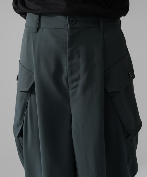 Adoon plain（アドーンプレーン）の「【Adoon plain】ビッグポケットカーゴパンツ（カーゴパンツ・メンズ・ブラック/グレー・MEDIUM/LARGE）」の10枚目の写真