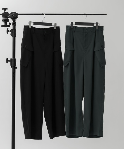 Adoon plain（アドーンプレーン）の「【Adoon plain】ビッグポケットカーゴパンツ（カーゴパンツ・メンズ・ブラック/グレー・MEDIUM/LARGE）」の14枚目の写真